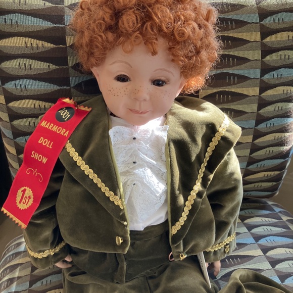 Prize-winning Vintage Doll - Picture 2 of 2